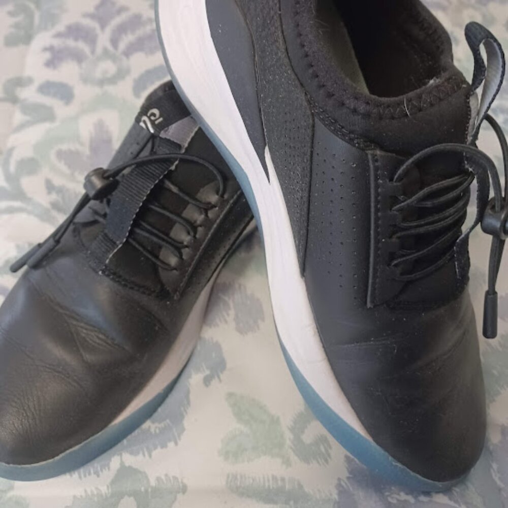Clove Classic Black Nursing Work Slip Resistant Easy Clean Shoes 7.5